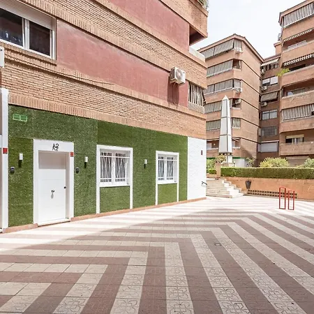 Cardenal Parrado Апартаменты Гранада
